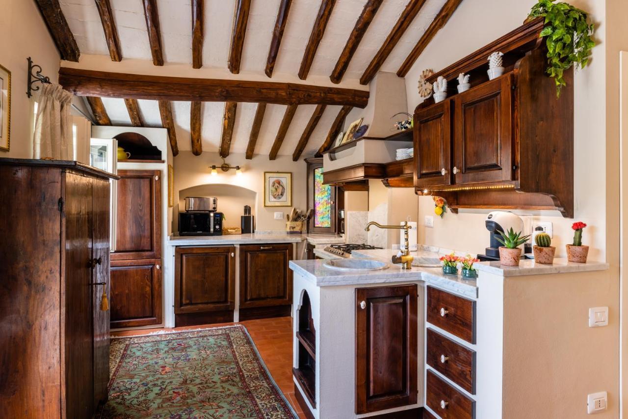 Villa Brancoli Капанари Екстериор снимка